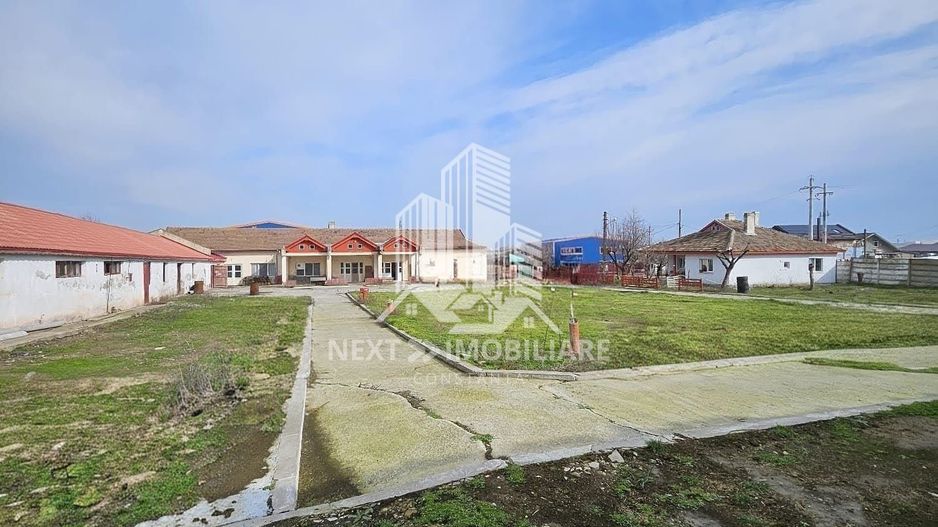 ​Oportunitate Investiție Ovidiu: Teren 4455 mp și Clădiri 1067 mp - Poză 9