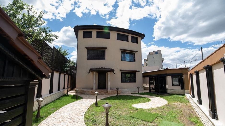 Vânzare vilă 22 camere, 883mp | Piscină privată - Poză 6