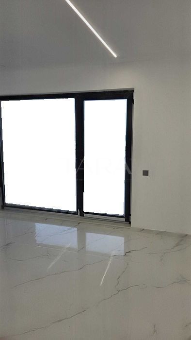 Apartament 3 camere ultrafinisat, zona Metro - Poză 5