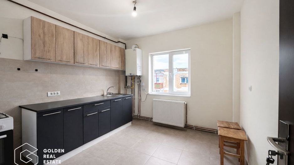 Apartament 3 camere, decomandat, zona Micalaca - Poză 5