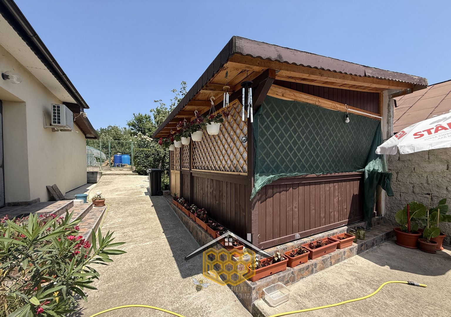 Casa individuala P+ Pod +Beci in sat Robanesti, 10 minute de Craiova - Poză 16