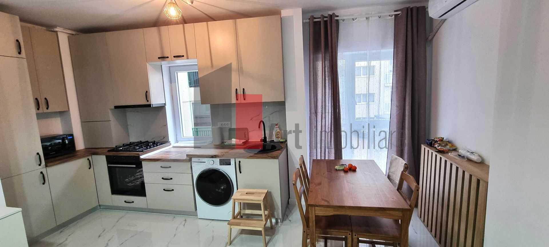Inchiriere apartament 2 camere +loc de parcare-zona Pacii - Poză 2