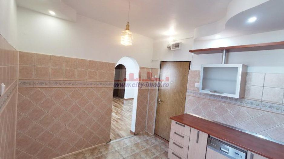 Vanzare Apartament 2 camere Mihalache, 115.000 euro,  Renovat Integral - Poză 13