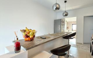Apartament cu 2 camere complet mobilat si utilat la etajul 1 in Giroc la asfalt. - Poză 9