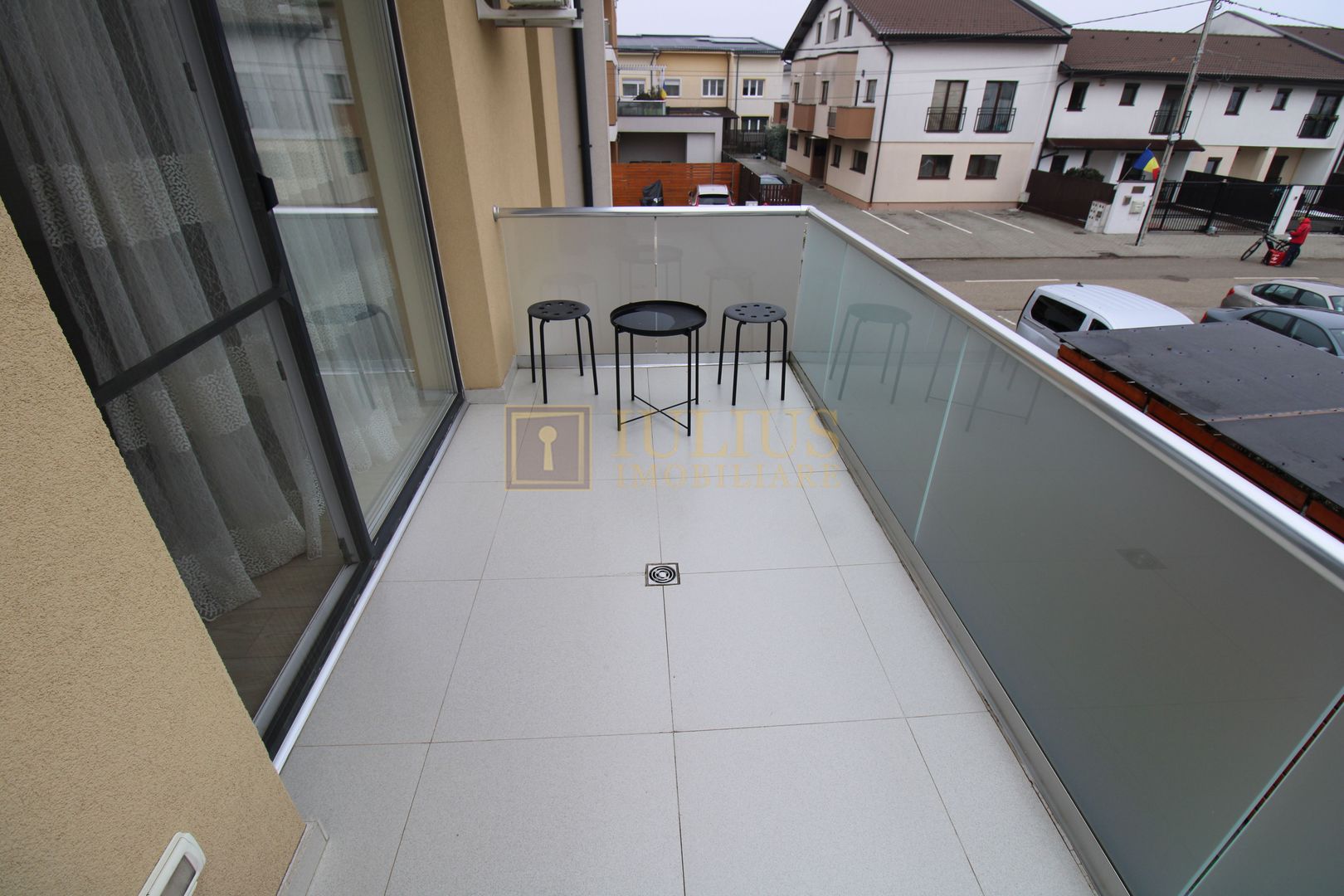 3 camere, balcon spatioas, 1 loc de parcare. Str Rozelor/Dumbravita. - Poză 2