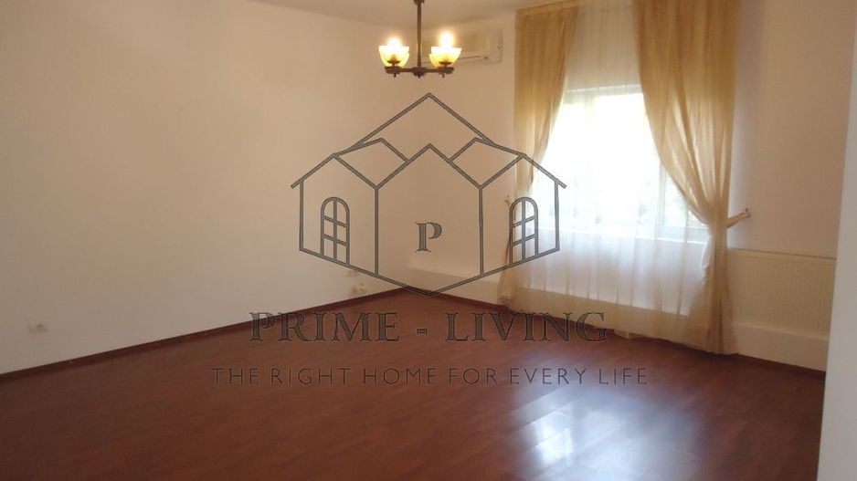 VILA SPATIOASA CU 5 DORMITOARE LA INCHIRIERE IN PIPERA LANGA SCOLI - Poză 5