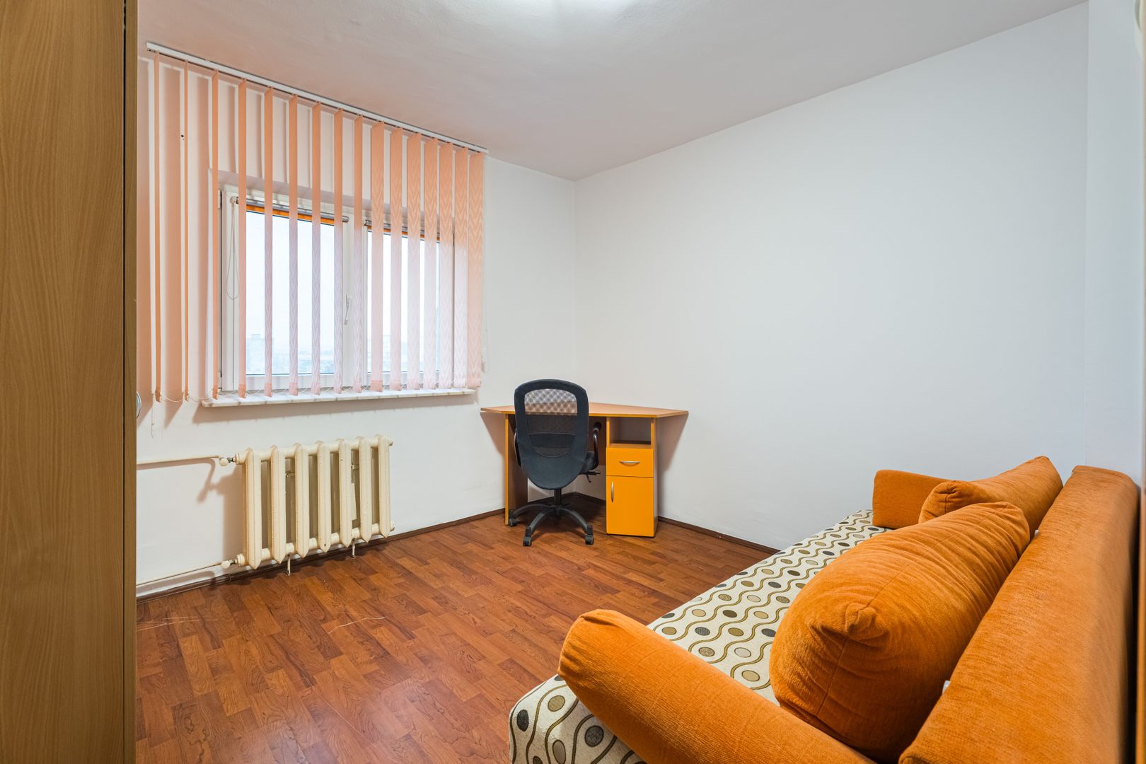 4 camere cu boiler, 13 Septembrie - Poză 6