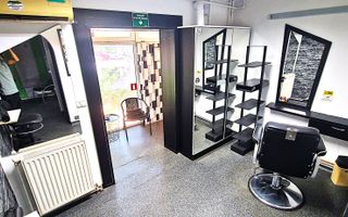 Oferim spre vanzare afacere la cheie,salon infrumusetare si masaj - Poză 20