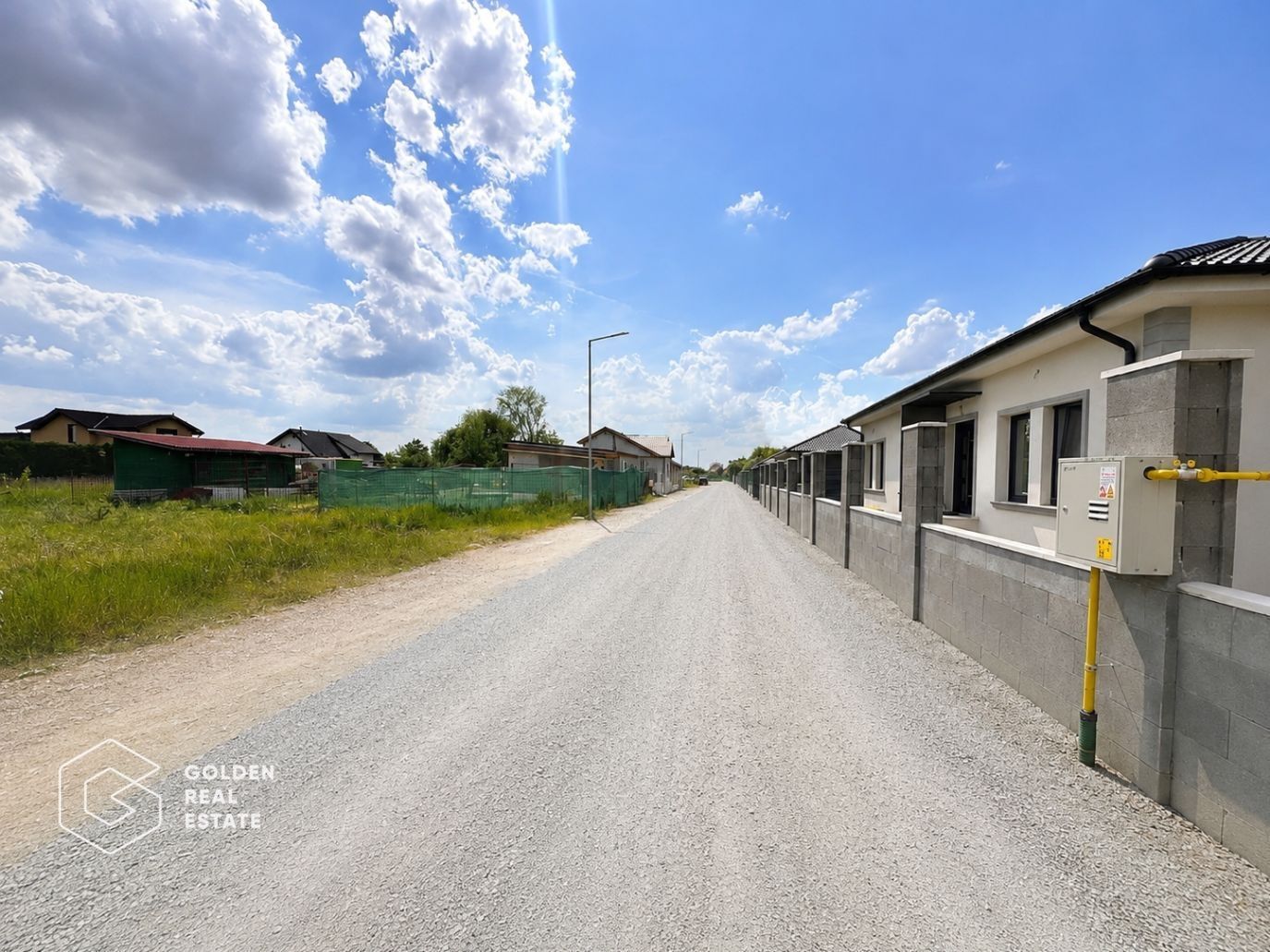 Teren intravilan Gai, 404 mp, posibilitate plata rate, utilitati,strada privata - Poză 1