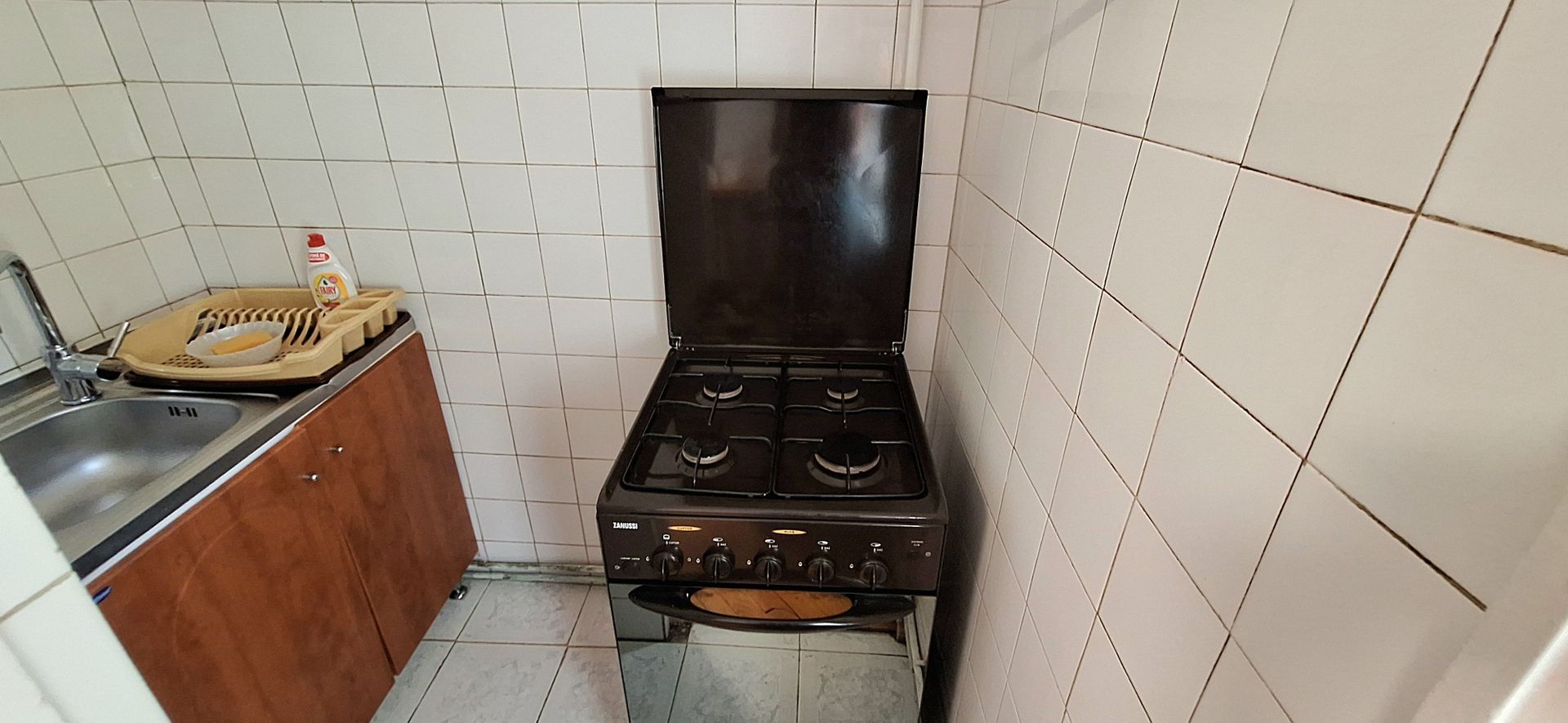 Apartament renovat cu 3 camere - zona Andrei Saguna - Poză 12