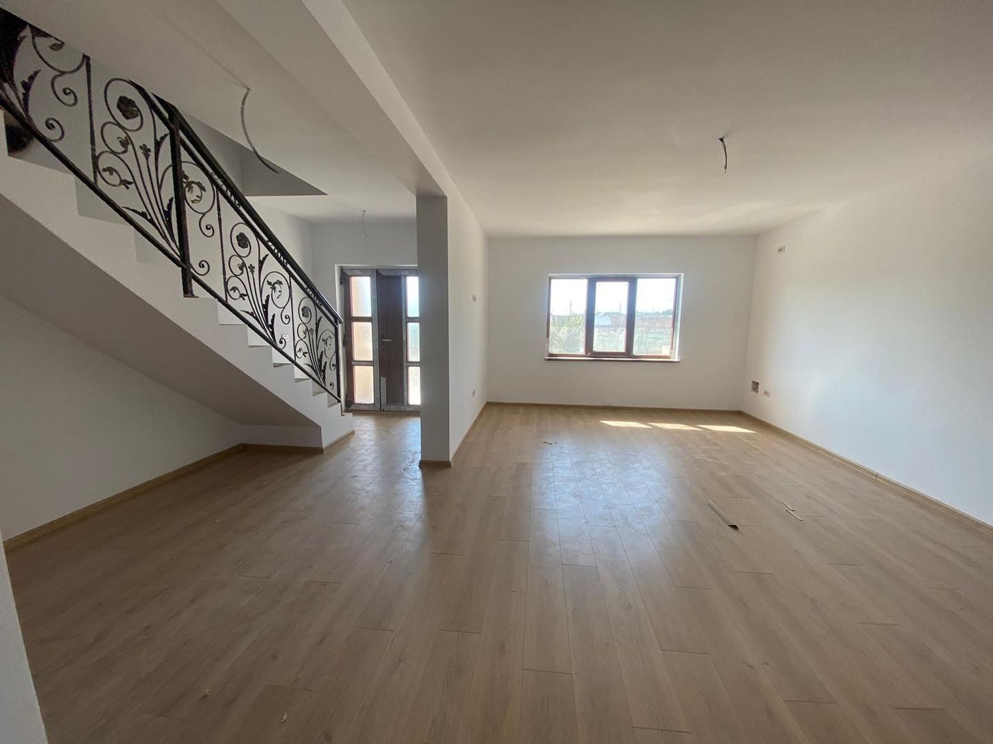 Casa P+1 Tip Duplex de vanzare  120 mp An 2023  Constanta Comuna Lumina - Poză 12
