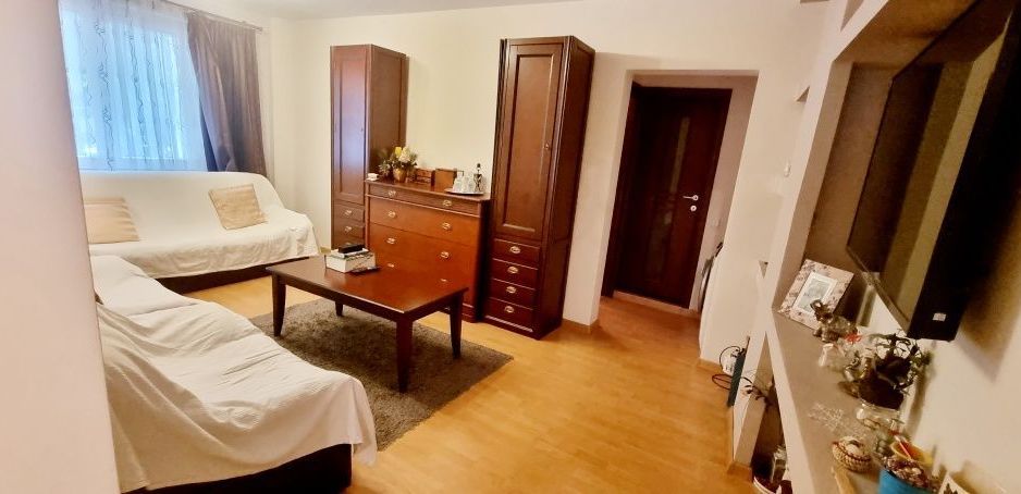 Vand apartament 4 camere Margeanului - Ilie Mihail - Poză 1