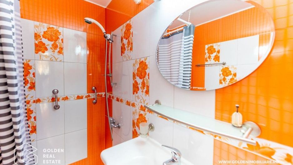 Vila moderna cu 3 apartamente, cartierul Functionarilor, teren 504 mp - Poză 20