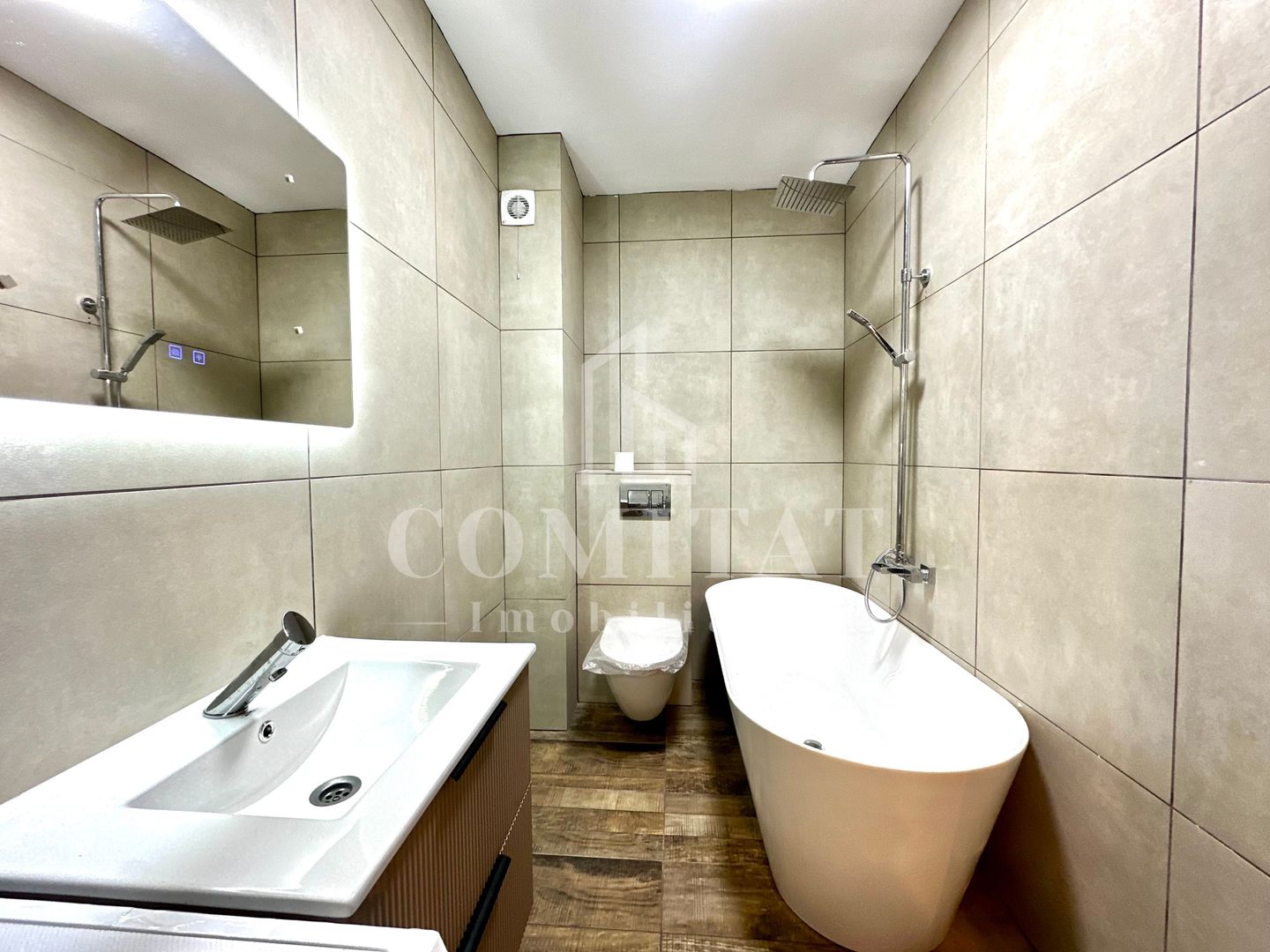 Apartament la cheie | 3 camere | Zona Str Traian Vuia - Poză 15