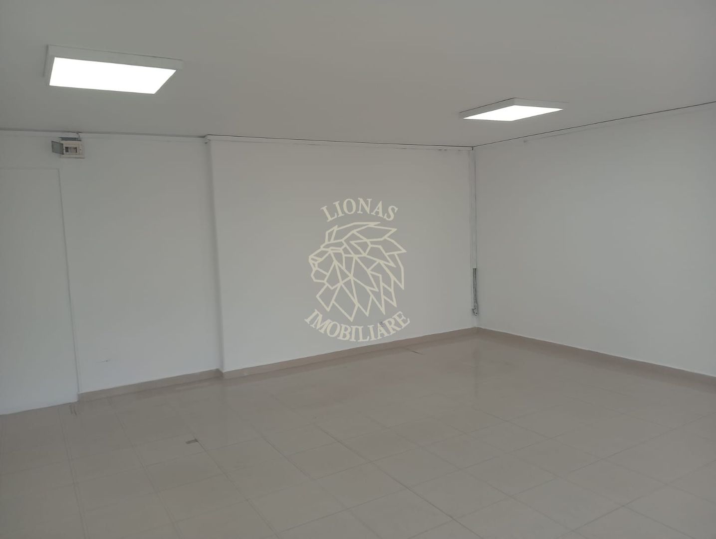 Spatiu comercial 80 mp-ideal farmacie, cabinet, banca-Zona A. Muresanu - Poză 6