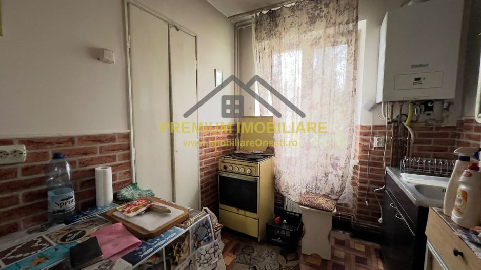 Apartament 2 camere la parter de vanzare - Poză 5