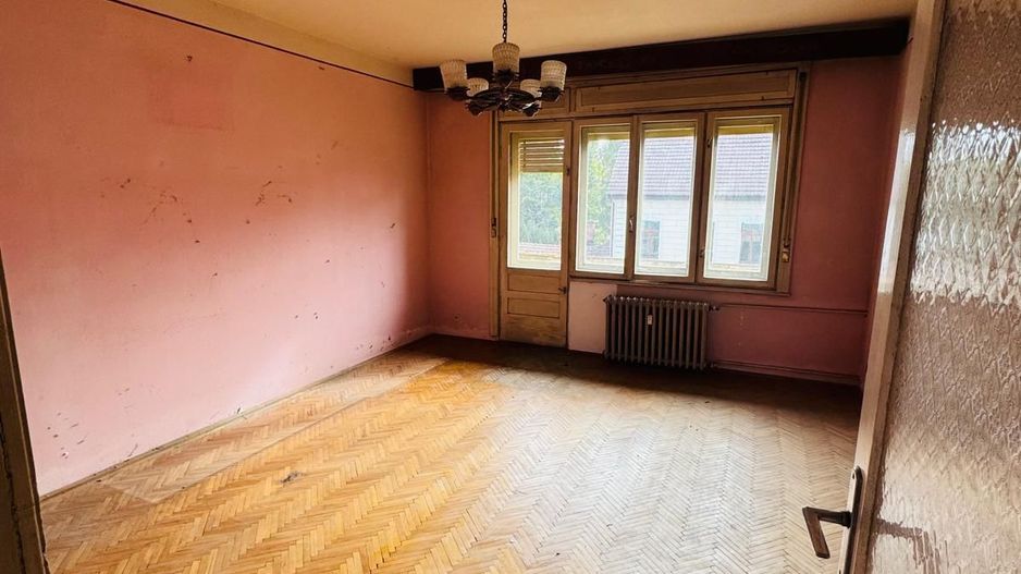 De vanzare Apartament 3 camere, Central, Piata Mica, et 3/4, Arad - Poză 1