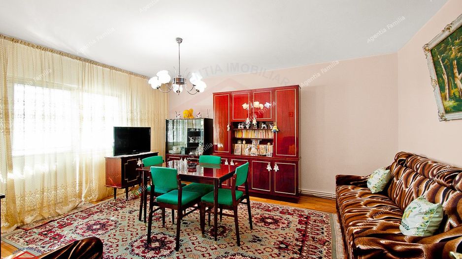 Vand/schimb apartament 4 camere, Micro 17, 98 mp, 120.000 EURO - Poză 16