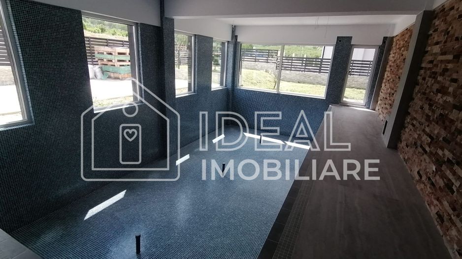 Casa  Exclusivista cu piscina si 1200 mp de teren, in Cisnadie - Poză 10
