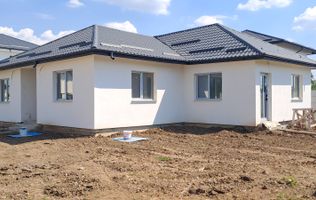 Dragomiresti Deal, casa 4 camere, teren 500 mp, utilitati, COMISION 0%