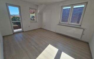 Casa tip duplex de inchiriat - nemobilata, zona Brana - Selimbar - Poză 6