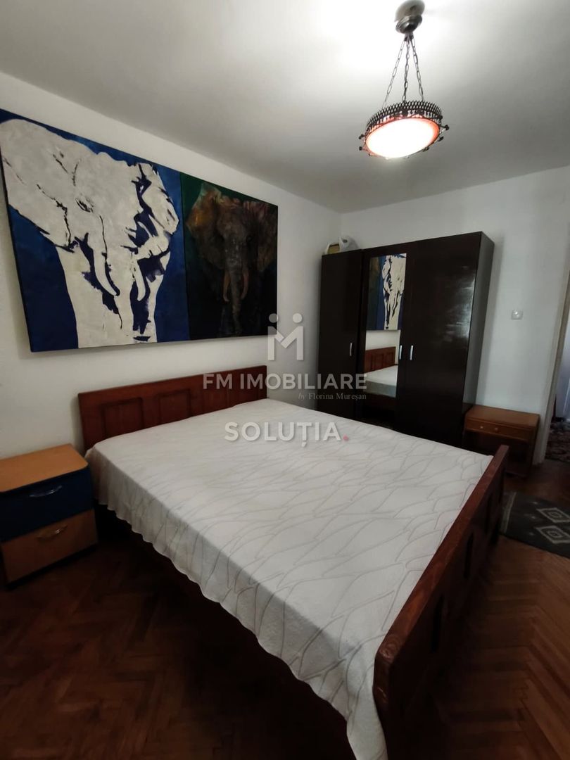 De închiriat apartament cu 3 camere - etaj 1- bd-ul Decebal - Poză 4