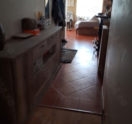 Apartament 3 camere, 84 mp, la un preț foarte bun – nu rata ocazia! - Poză 6