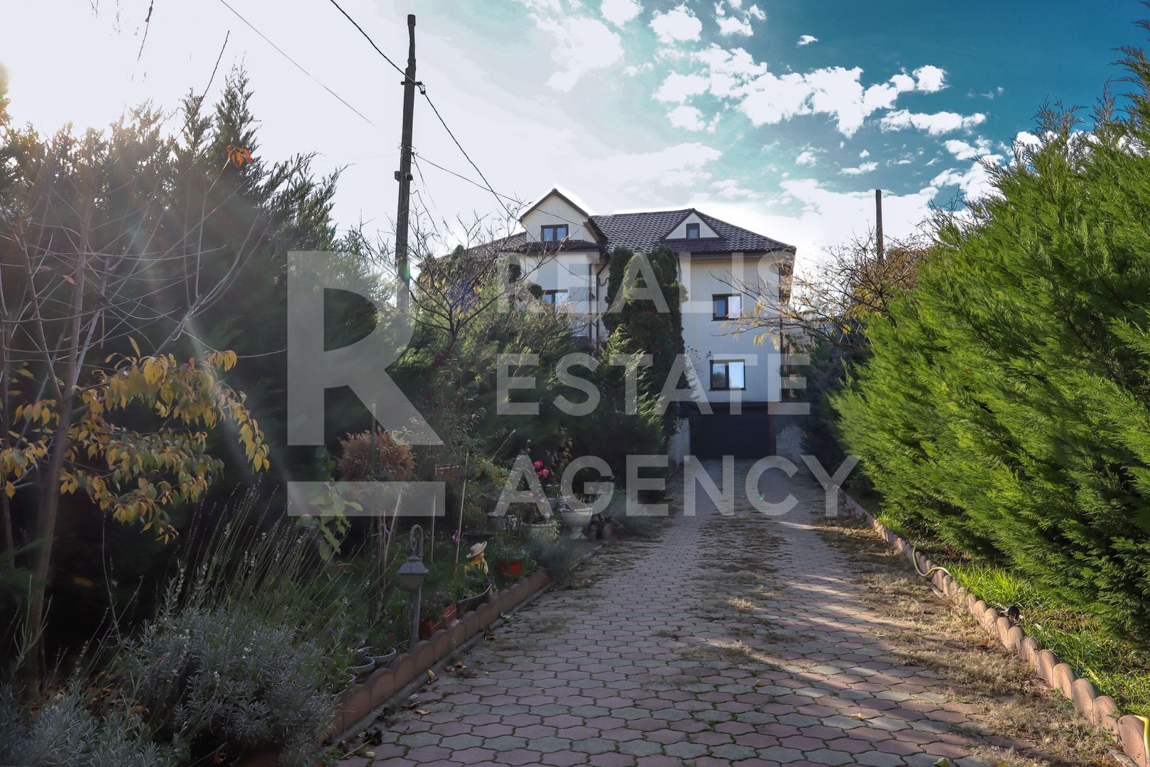 Vânzare, vilă de lux ultrafinisată, Bucium, Iași - Poză 2