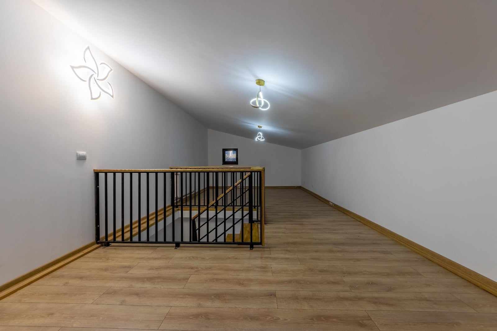 Casă P+1+M Otopeni premium - Poză 9