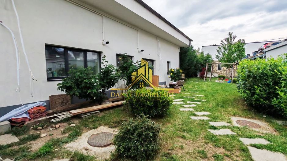 Casa, 3 camere, 2 bai, TOTUL NOU, ultrafinisata, parcare, Central - Poză 17
