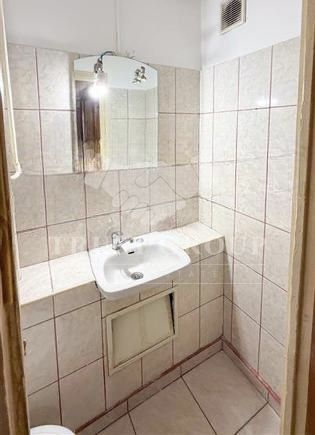 Apartament 3 camere Banu Manta - Clucerului | Imobil 1982 | Vedere spate - Poză 21