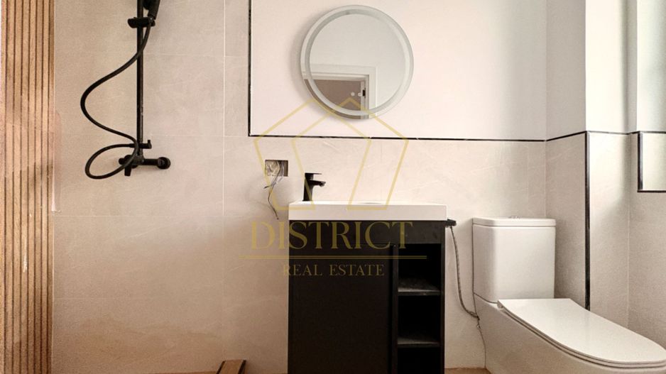 Duplex cu 4 camere, despărțit prin camera tehnica | Mosnita Veche - Poză 14