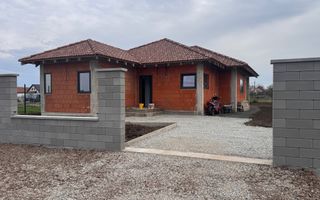 Individuala Parter Becicherecu Mic, Zona Semicentrala,4 Camere,Teren 800 mp - Poză 1