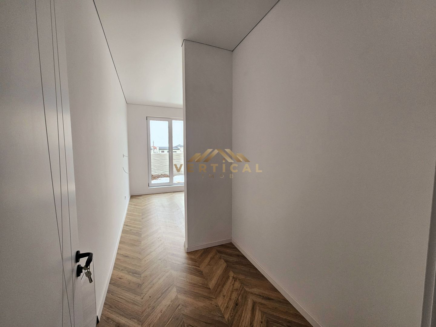 Casa individuala la iesire in comuna Berceni - Poză 10