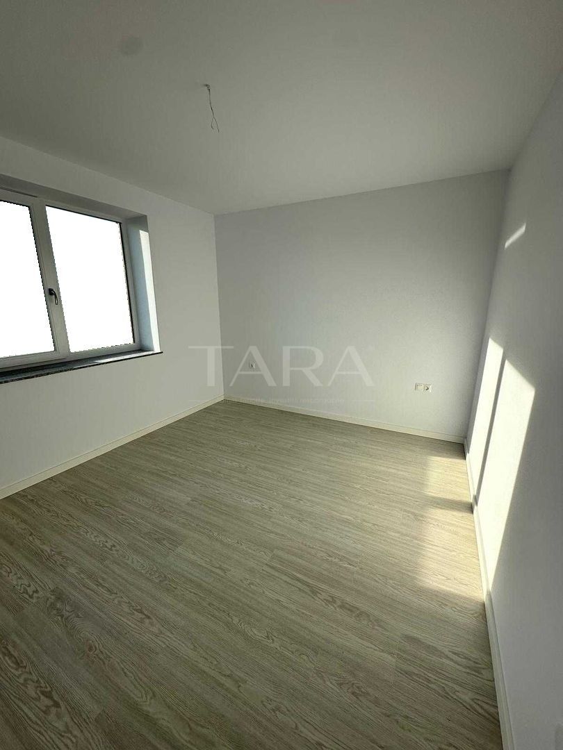 Apartament modern 3 camere, zona Chinteni - Poză 3