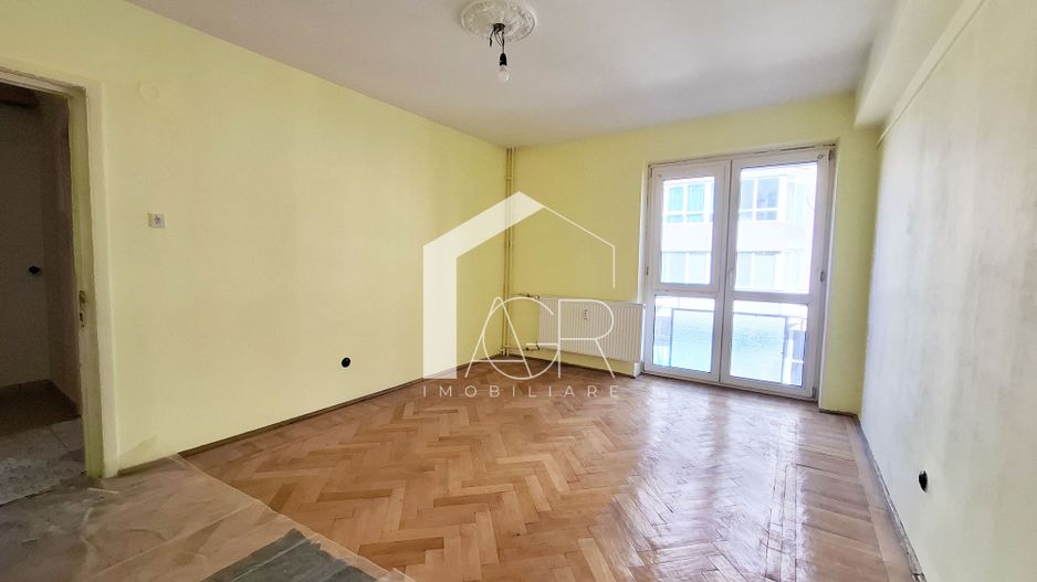 Apartament cu 2 camere, zona Ultracentral - Poză 2
