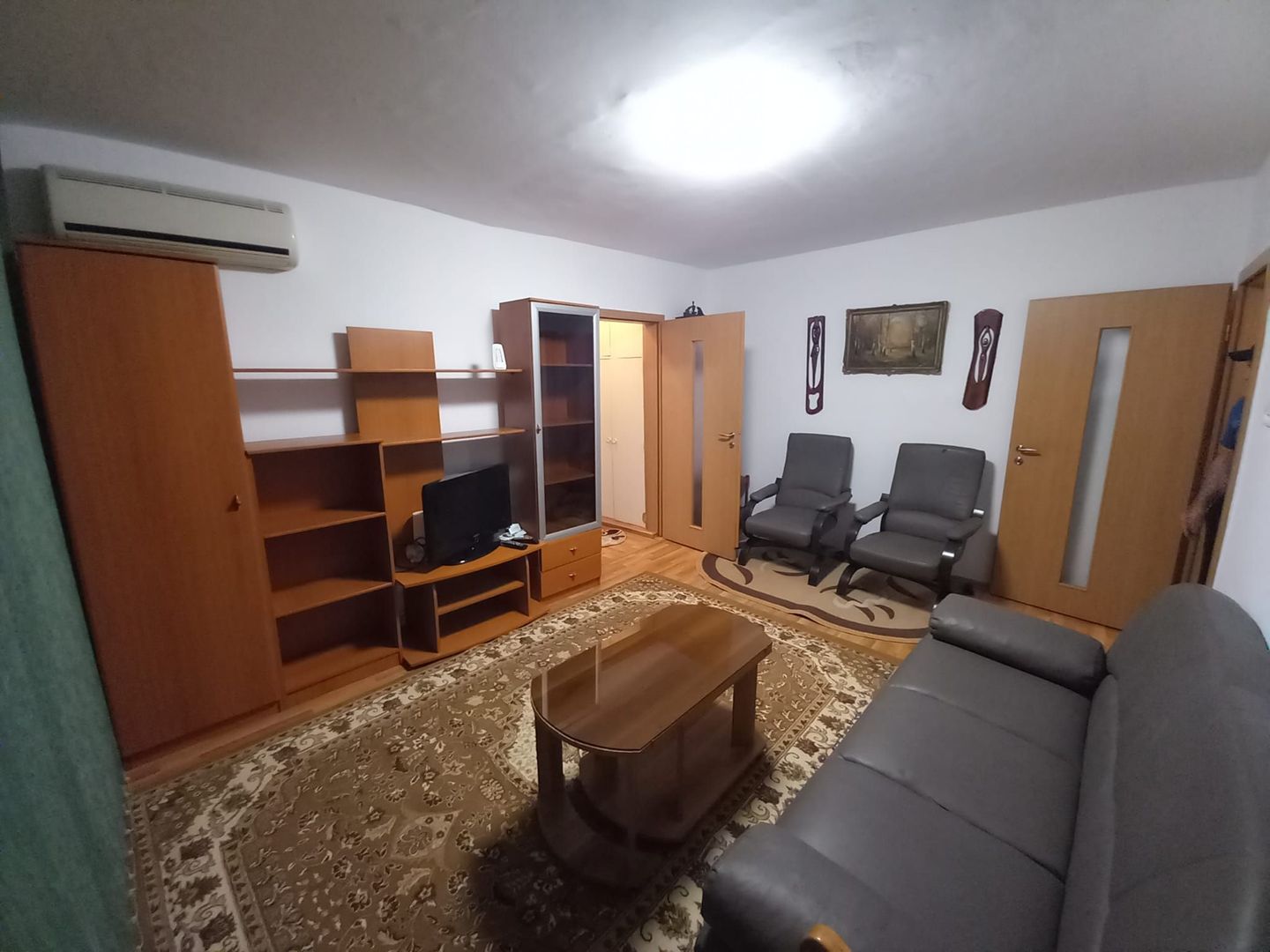 Complex-Studentesc | 3 Camere | Etaj Intermediar. - Poză 1