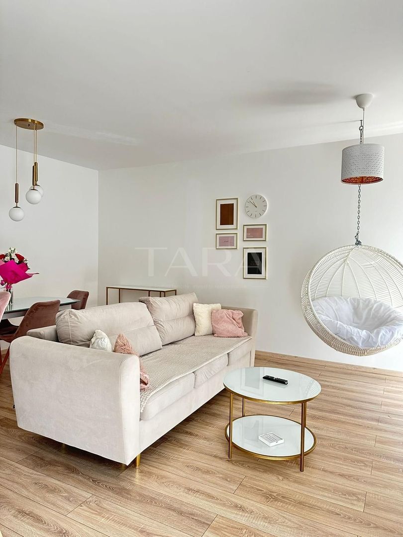 Apartament modern cu terasă și parcare, zona Vivo. - Poză 1