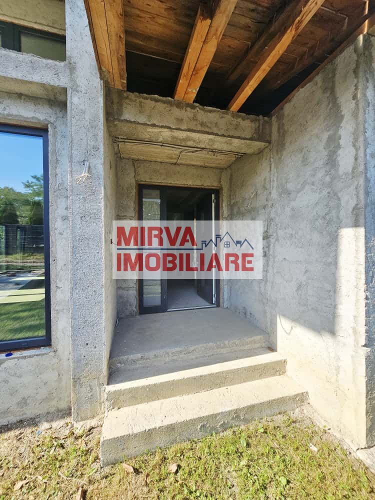 🏡 Vilă luminoasă, 4 camere, cu teren generos – Com. Plopu - Poză 14