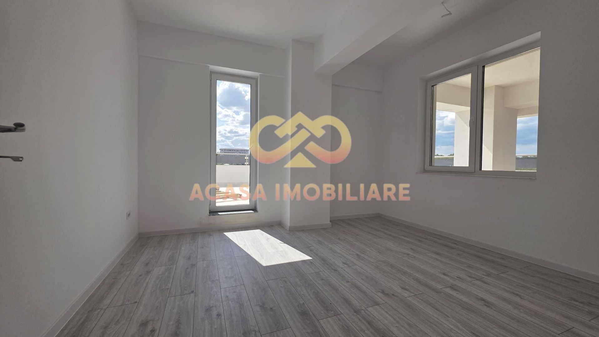 PENTHOUSE  3  CAMERE  87MP  UTILI  SI 122MP TERASA - Poză 9
