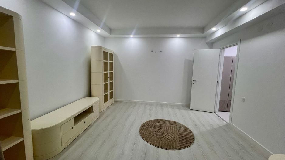 Apartaement 3 camere, Parter, Cosmopolis - Poză 4