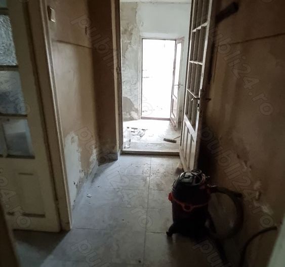 Ag BRASADAS vinde casă cu 2 apart. Calea Călărașilor Coposu. - Poză 10