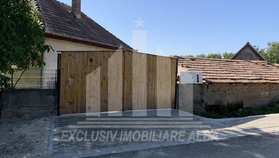 Teren intravilan | 2200mp | 17ml deschidere |Toate utilitile | Paclisa - Poză 1