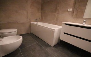 Apartament lux cu 3 camere de vanzare în zona Elisabetin - Poză 7