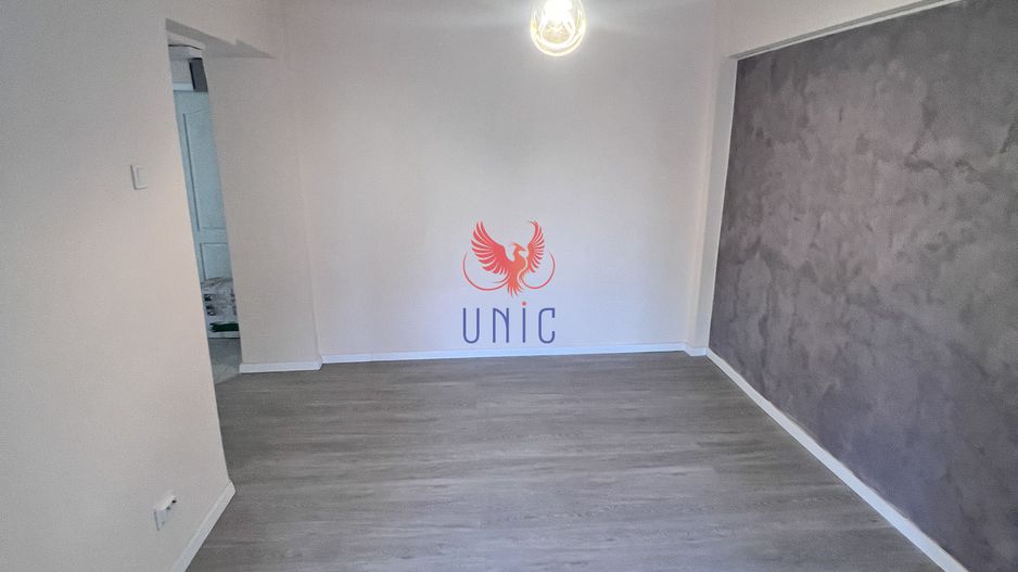 4 decomandate- 100 mp-etaj 1-Rovine - Poză 17