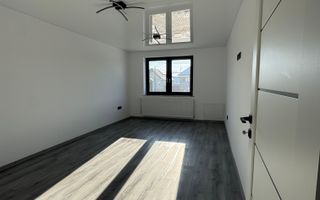 Spațiu comercial 6 camere 3 băi| Sura mare | 200mp - Poză 7