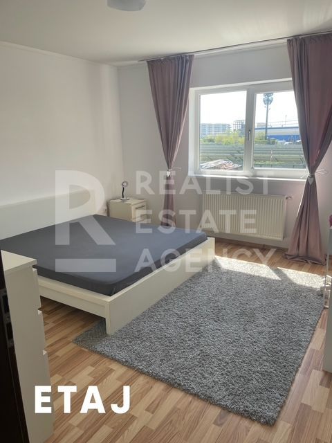 Vilă cu 7 camere de vânzare P+E+M in orasul Pantelimon - Poză 14