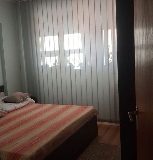 Vanzare apartament 3 camere  63 mp, balcon 9,8 mp, etaj 4/10 – Râul Doamnei - Poză 4