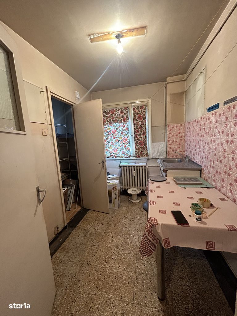Apartament semidecomandat 3 camere - Aleea Terasei. - Poză 7