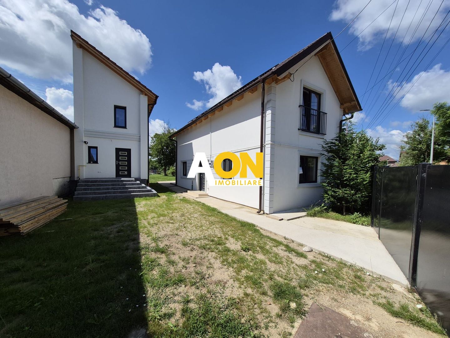 Case 6 Camere, 2 Corpuri, Teren 1507 mp, P+M, Zona Centru - Poză 1